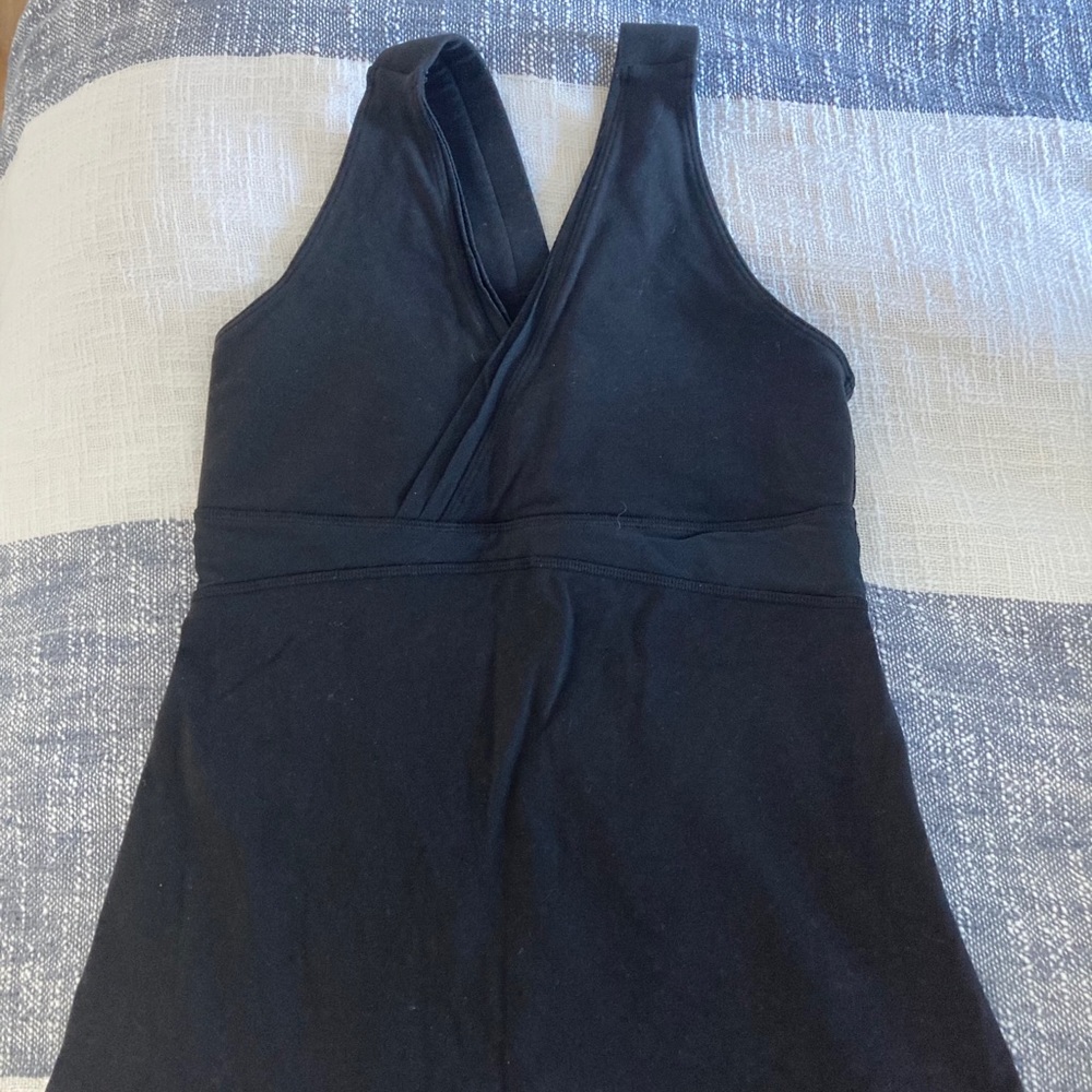 Lululemon black tank top